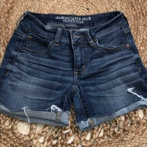 American Eagle stretchy shorts